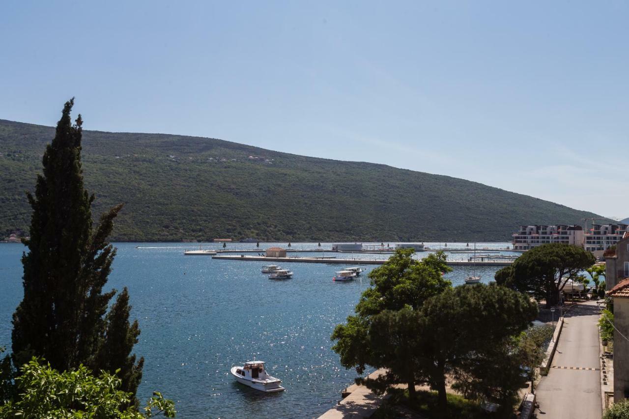 Riva Residence Ðenovići Bagian luar foto